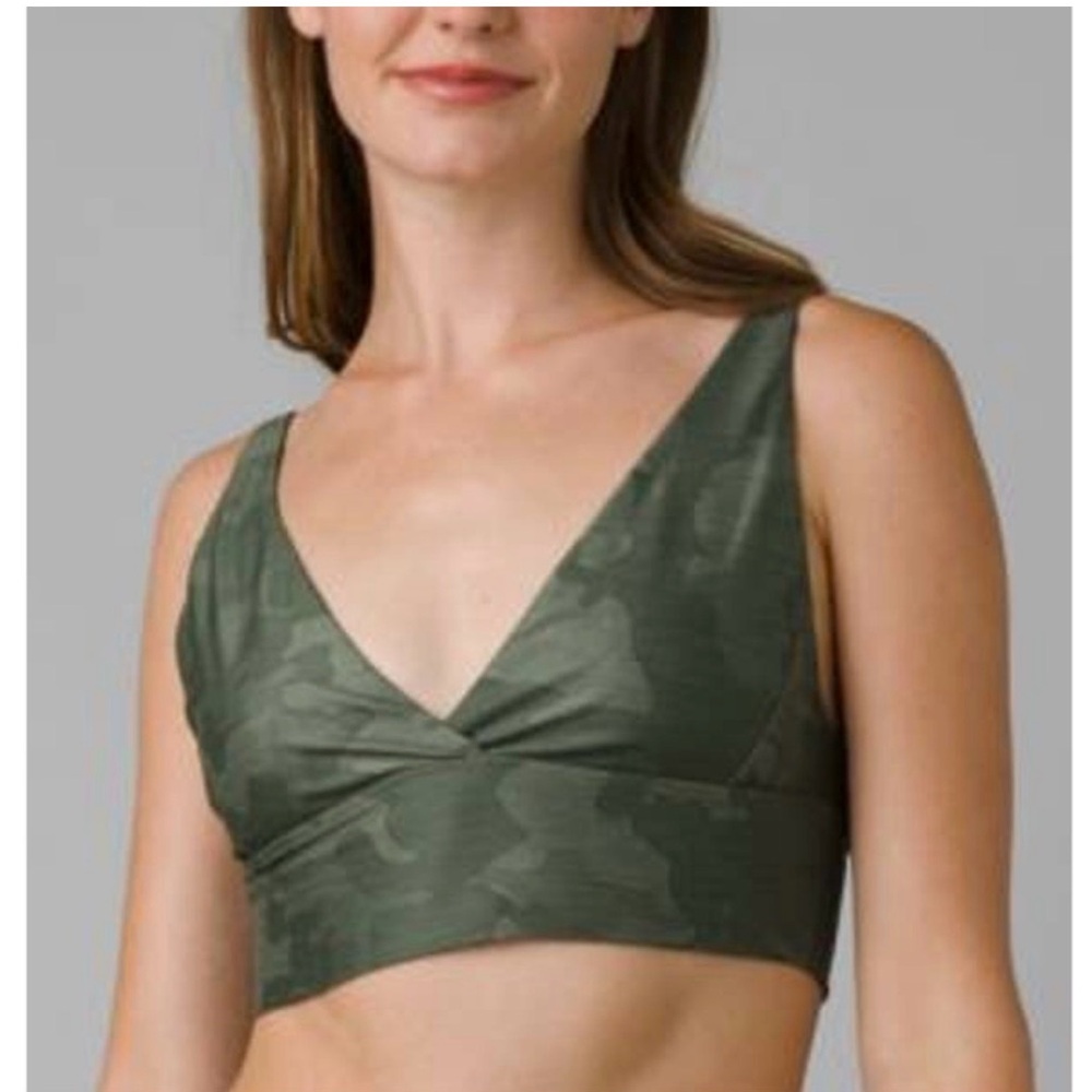 PrAna yoga sports bra Green Camouflage V-Neck loungewear